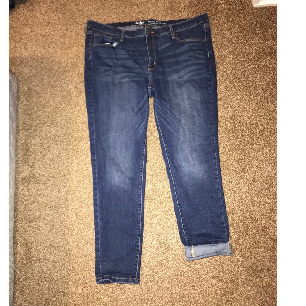 Mid Rise Skinny Power Stretch Jeans